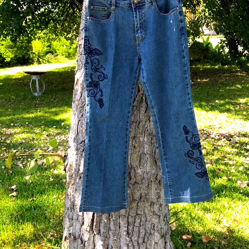 Cos jeans size 6 embroidery blue flowers